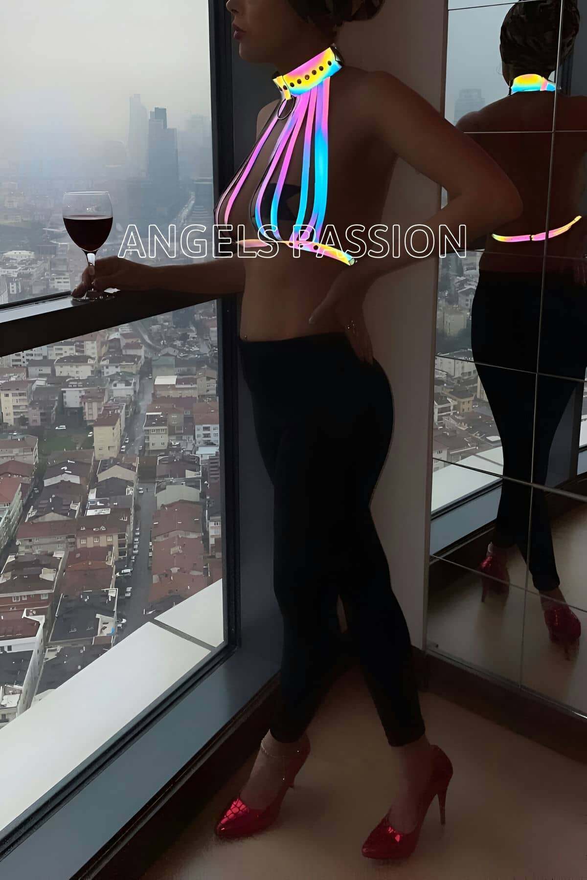 CLZ41 Rainbow Reflektörlü Seksi Harness Büstiyer - Ürün Rengi:Rainbow Reflektör