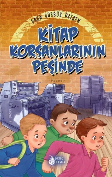 Kitap Korsanlarının Peşinde  (4022)