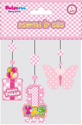 1 Yaş Temalı Asmalı İp Süs Pembe Renk 3 lü Set 12x45 cm (CLZ)