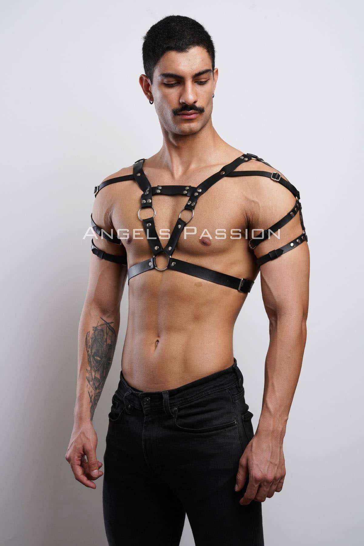 CLZ41 Erkek Harness, Erkek PartyWear, Deri Erkek Parti Elbise Aksesuarı - Ürün Rengi:Kırmızı