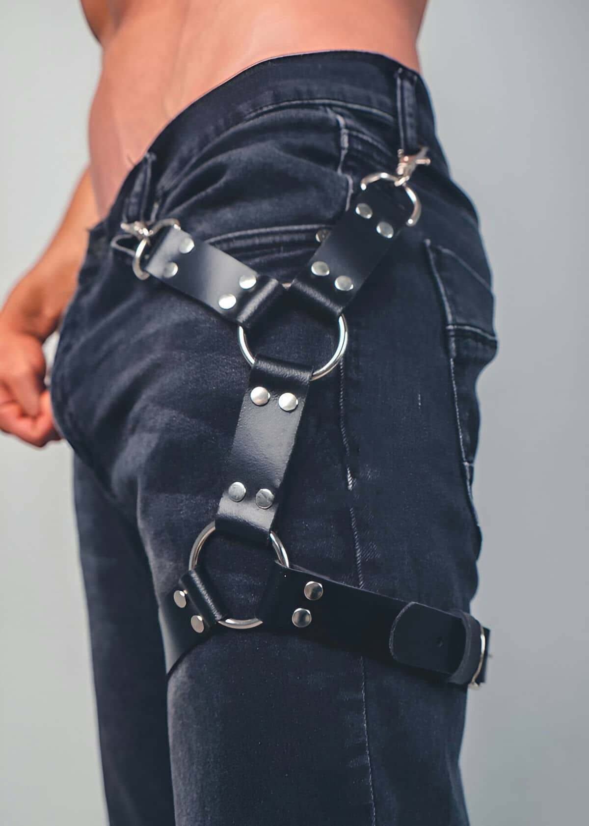 CLZ41 Bacağı Saran Seksi Deri Harness - Ürün Rengi:Siyah